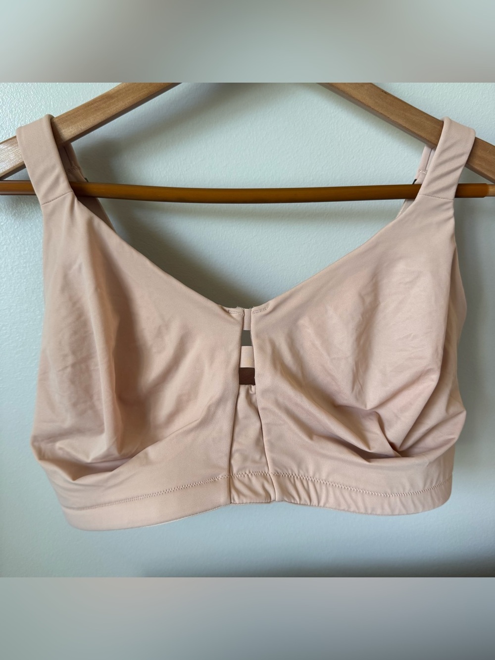SPANX Size 40G Wireless Minimizer Bra